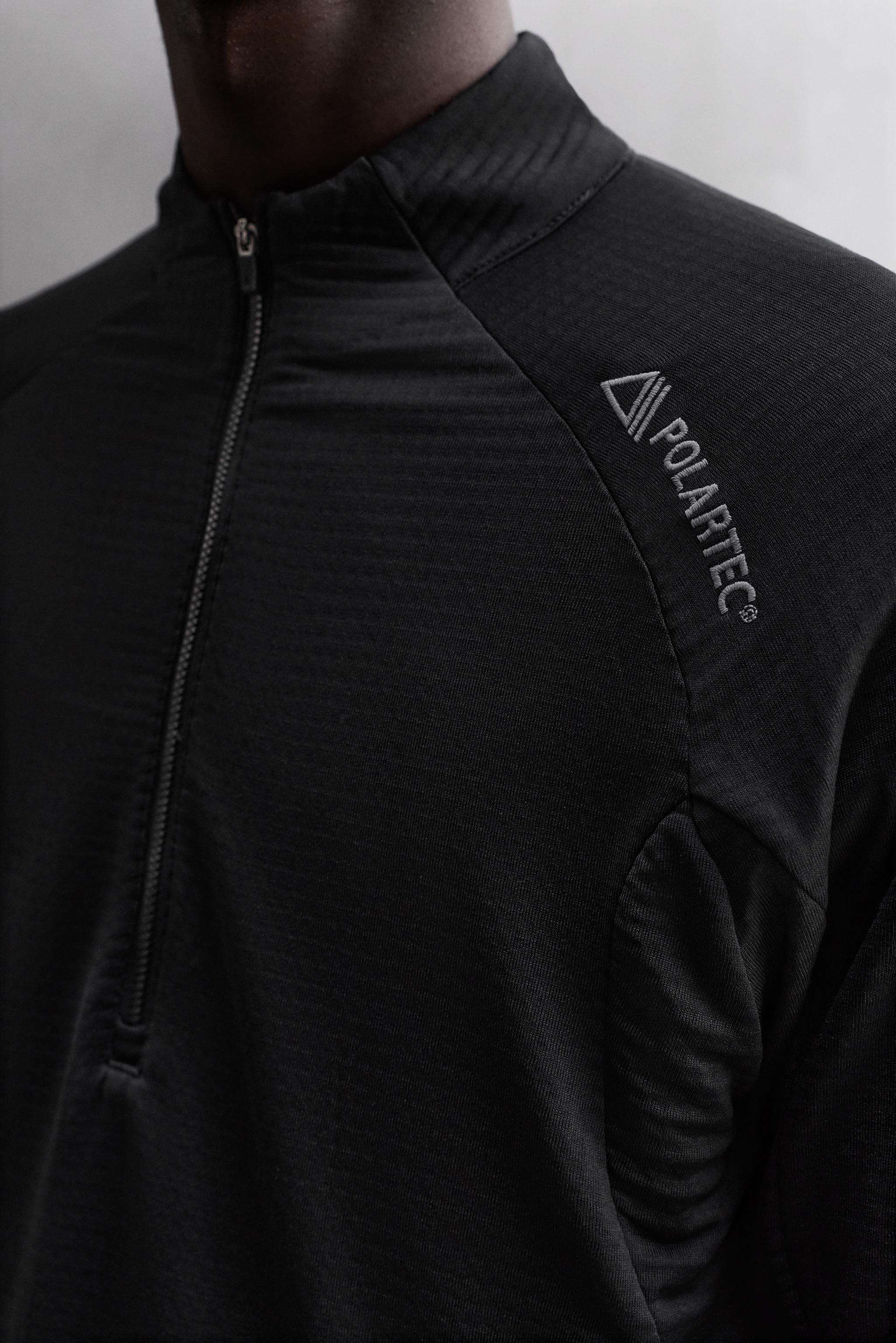 POLARTEC © QUARTER-ZIP SWEATSHIRT